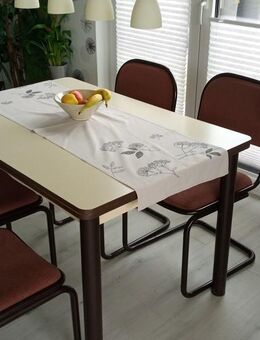 Esszimmer Tisch mit Stühle - Eystrup