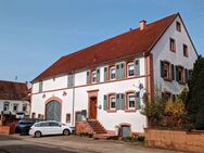 einzigartiges Haus mit Scheune in zentraler Ortslage - Rieschweiler-Mühlbach