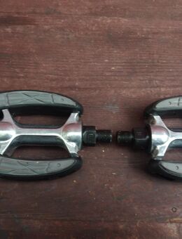 NEU Wellgo Gummiblock Pedale Chopper Cruiser Gewinde 1/2 " - Frankfurt (Main)