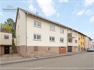 ZWEIFAMILIENHAUS MIT ANGEBAUTEM REIHENHAUS UND GROßEM GARTEN IN ZENTRALER LAGE FÜR IHRE GROßFAMILIE - Leingarten