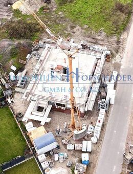 K 586 - Erstbezug in eine moderne und energieeffiziente Doppelhaushälfte mit Carport, Geräteraum und Terrasse in Beesten!! - Beesten