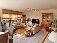 Charmantes Einfamilienhaus mit großzügigem Grundstück, Wintergarten und Doppelcarport - Schlangen