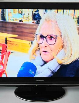 Panasonic Fernseher Panasonic TX-L32S20E, 32 Zoll. Wie Neu - Waldshut-Tiengen