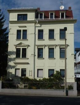 Tolle, neu renovierte zentral gelegene 3-Raum-Wohnung! - Altenburg