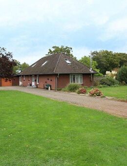 Geräumiger Winkelwalmdachbungalow in Wesseln - modernisiert und energieeffizient - Wesseln