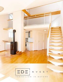 Charmante, einzigartige Maisonette-Wohnung mit Kamin und zwei Balkonen in Süd- und Westausrichtung - München