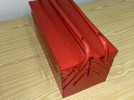 Neuwertiger Bauhaus Werkzeugkoffer Stahl, rot - Freigericht