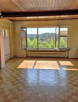 *** Preisreduzierung - Top Preis - Wohnhaus mit einmaligen Fernblick zu verkaufen *** - Felsberg