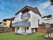Schön aufgeteiltes Einfamilienhaus mit moderner Küche, Kamin und tollem Garten - Weissach