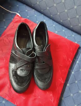 Sneaker. Leder, Größe 40, schwarz - Bremen