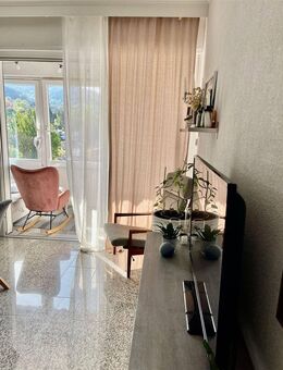 Licht, Weitblick und Komfort - Stilvolle Penthouse Wohnung mit Wintergarten in Gernsbach - Gernsbach