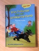 Drei Freunde und der schwarze Hund in 28279