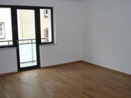 Einen Katzensprung zum Main! Möblierte 1 Zimmer-Wohnung mit separatem Küchenraum und Balkon ! - Frankfurt (Main)