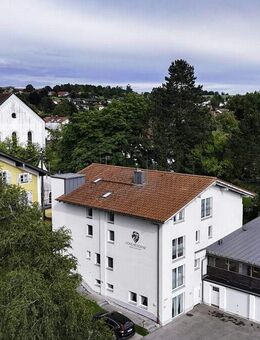 Provisionsfrei - Attraktives Mehrfamilienhaus mit 11 Wohneinheiten in Bad Endorf ! - Bad Endorf