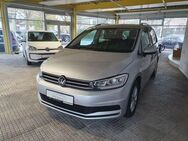 VW Touran, 2.0 TDI Comfortline Comfortline, Jahr 2023 - Dachau