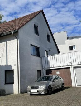 Kapitalanlage oder Eigennutzung: 3-Zimmer-DG-Wohnung mit Wintergarten - Göppingen