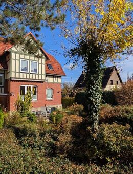 Großes Einfamilienhaus mit Carport, Gartenhaus. - Hildburghausen