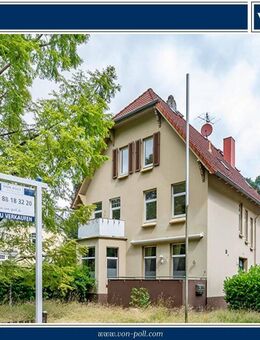 Villa mit 2 freien Parteien, mehreren Balkonen & Carport in begehrter Wohnlage - Bad Schwartau