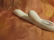 Großer Rabbit Vibrator in enger Muschi oder Hintern W 30/ M 27 - Berlin