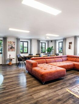 HEGERICH: Exklusive 4-Zimmer-Wohnung in Bockhorn - Wohnen wie im eigenen Haus! - Bockhorn (Bayern)