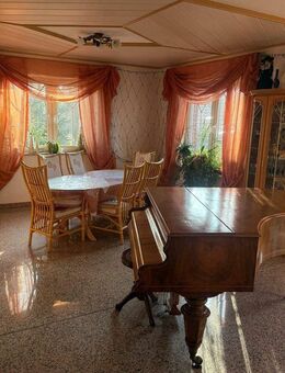 Geräumiges Einfamilienhaus in Top-Lage mit traumhaftem Blick ins Grüne - Nienburg. - Nienburg (Weser)