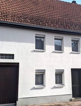 Reihenendhaus mit großer Scheunengarage und Potenzial zum weiteren Ausbau - Albstadt