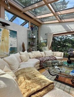 Fürth-Obermichelbach ~ Exklusives Architektenanwesen – Paradies mitten im Grünen mit parkähnlichem Anwesen, Pool und Garten in absoluter Traumlage - Obermichelbach