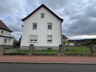 Vermietetes Zweifamilienhaus in sonniger Lage von Heringen - Heringen (Werra)