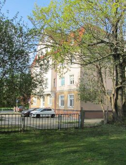 4 Raumwohnung mit Einbauküche zu vermieten! - Zwickau