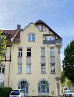 Nähe Brose/Klinikum: Hübsche 3-Zimmer-Wohnung mit Einbauküche und kleinem Balkon - Coburg