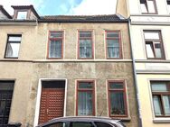 Kleines Stadthaus - sanierungsbedürftig, mit kleinem Grundstück im Herzen von Wismar - Wismar