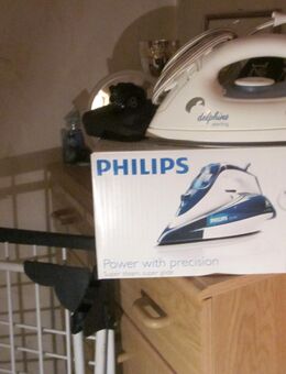 Vom 02.01. - 06.01. günstig zu verkaufen: z.B. Bügelbrett + 2 Bügeleisen + Wäscheständer + Gästebett etc. - Passau