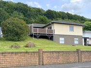 Gepflegter Bungalow mit Einliegerwohnung und schönem Grundstück in ruhiger Lage von Westerburg - Westerburg