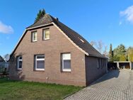 *RESERVIERT* Großes Wohnhaus in Varel - Büppel - Varel