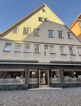 Wohnimmobilie mit Entwicklungspotenzial im Herzen von Öhringen! - Öhringen