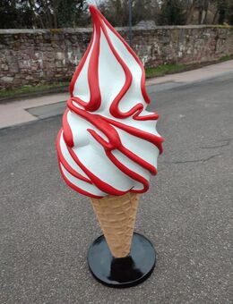 Softeistüte klein mit Ständer Werbständer Dekofigur Höhe 105 cm - Hergisdorf