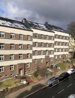 sonnige 3-Raum-Wohnung mit Balkon / Dachgeschoss - Chemnitz