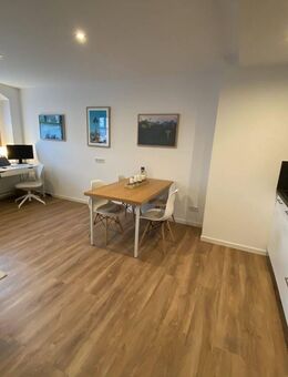 Neu sanierte 2-RW mit Balkon zu vermieten! - Halle (Saale)