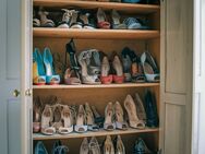 Schuhliebhaber sucht getragene Schuhe (Pumps, Ballerinas, usw.) - Wiesbaden