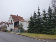 Gemütliches Einfamilienhaus mit Doppelgarage in Waldsachsen/Rödental - Rödental