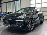 Porsche Cayenne | GTS-OPTIK | SPORT-CHRONO | PANO | BOSE - Spaichingen