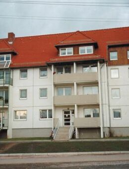 schnucklige 2 Raum Wohnung sucht neuen Mieter - Sankt Egidien