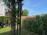 Helle 3 1/2 Zimmer-Wohnung mit Reihenhauscharakter in zentrumsnaher Lage mit Garten und Balkon - Miesbach
