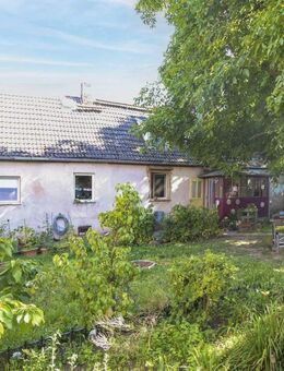 Handwerker aufgepasst: Sanierungsbedürftiges EFH mit Garten und Garage in grüner Lage - Staßfurt