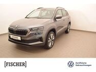 Skoda Karoq 1.5TSI DSG Style LED Navi AHK Rear View - Jena