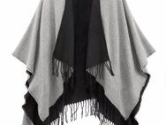LASCANA Strickponcho Cape Poncho zum Wenden, Fransentuch, Schal VEGAN