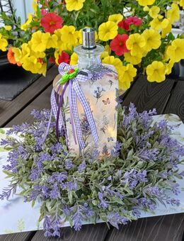 Lichtflasche Lavendel LED Lichterkette Batterie künstlicher Lavendelkranz - Rheinbach