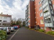 Modernisierte 2-Zimmer-Wohnung mit Fahrstuhl, Dusche und Bodenbelag! - Bremerhaven
