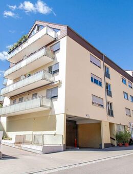 Erbbau: Lichtdurchflutete 3 Zimmer Wohnung in einzigartiger Lage im Stuttgarter Westen - Stuttgart