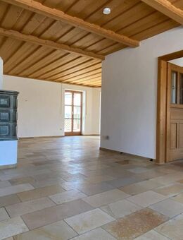 Gepflegtes Haus mit schönem Garten in ruhiger Lage - Neustadt (Donau)